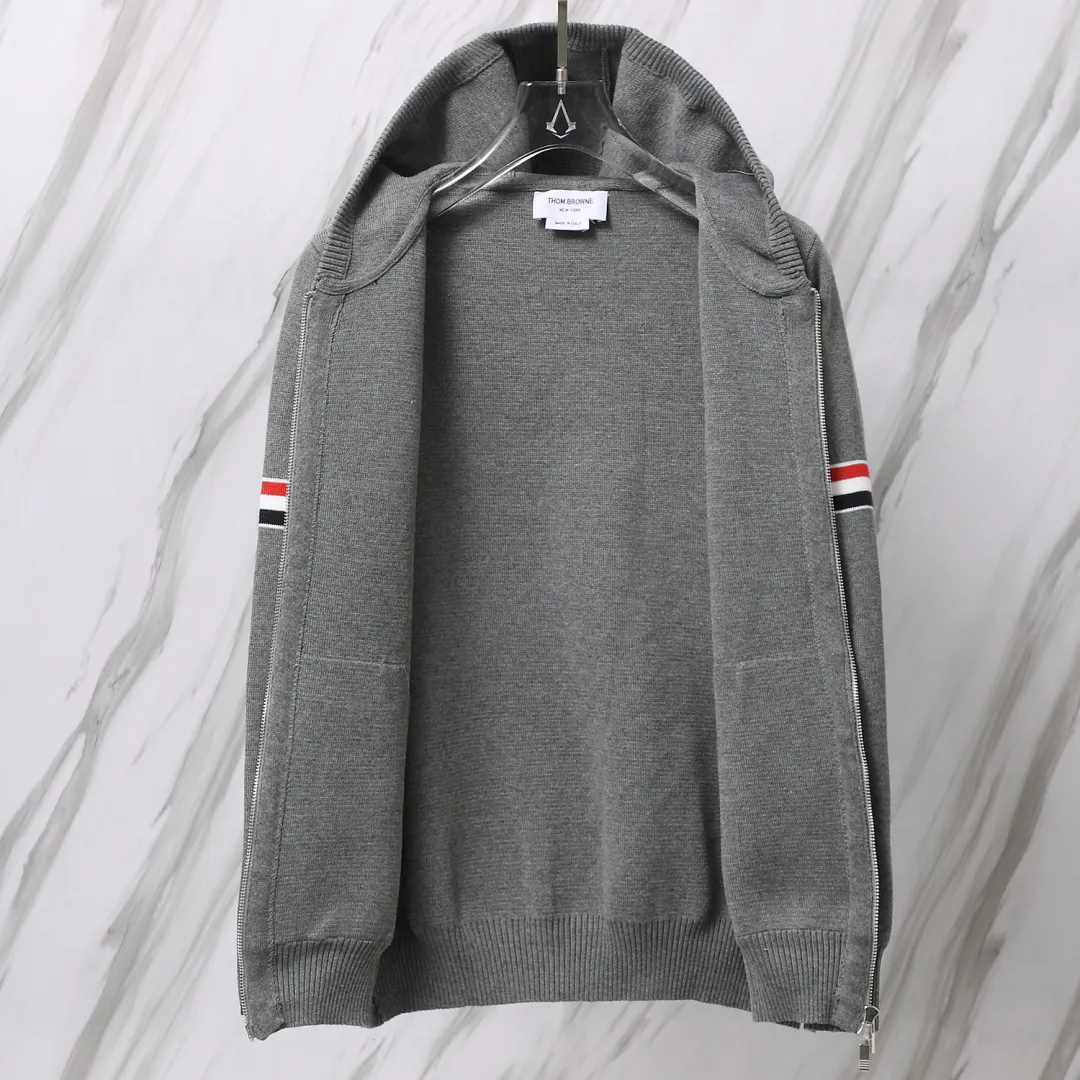 ：M 23（TB ） THOM BROWNE .TB TB Breathable Same Style ：White/Gray/Navy Blue/Black Size：1/2/3/4